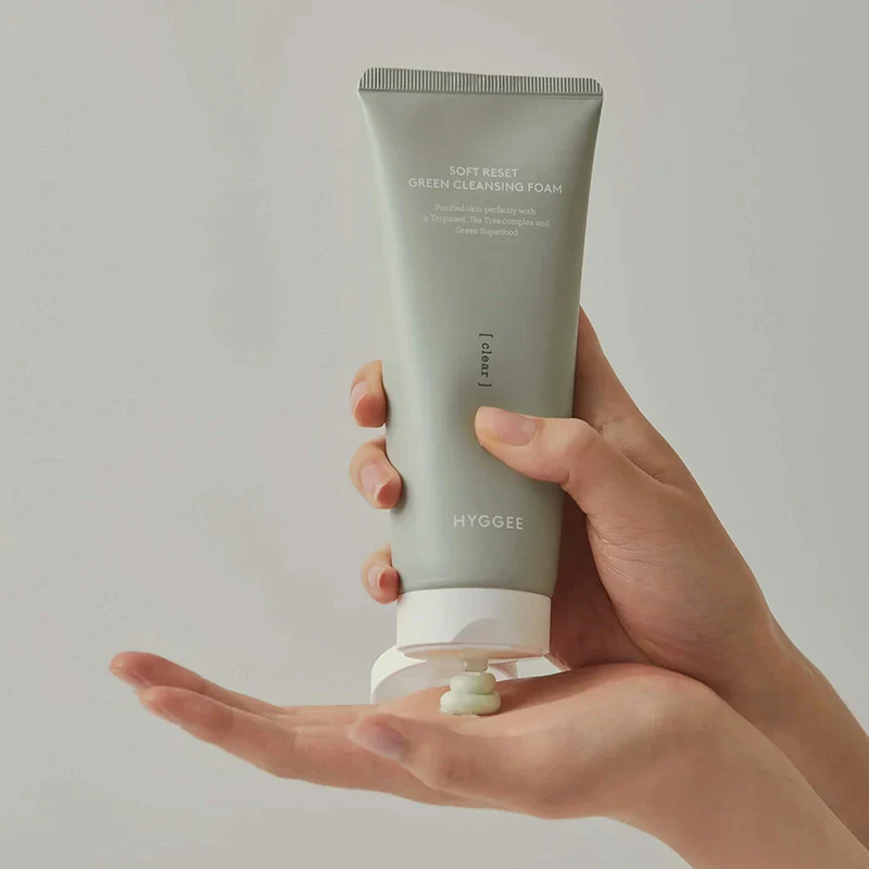 Soft Reset Green Cleansing Foam - Image 3